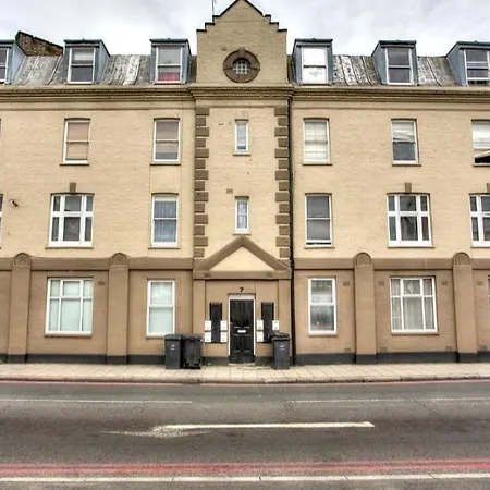 A3-1St Floor 2 Bed Flat Near Elephant And Castle